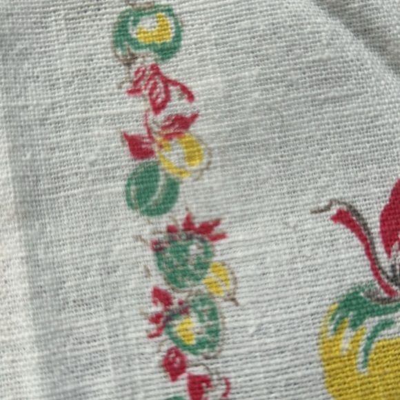 vintage small tablecloth - Picture 7 of 8